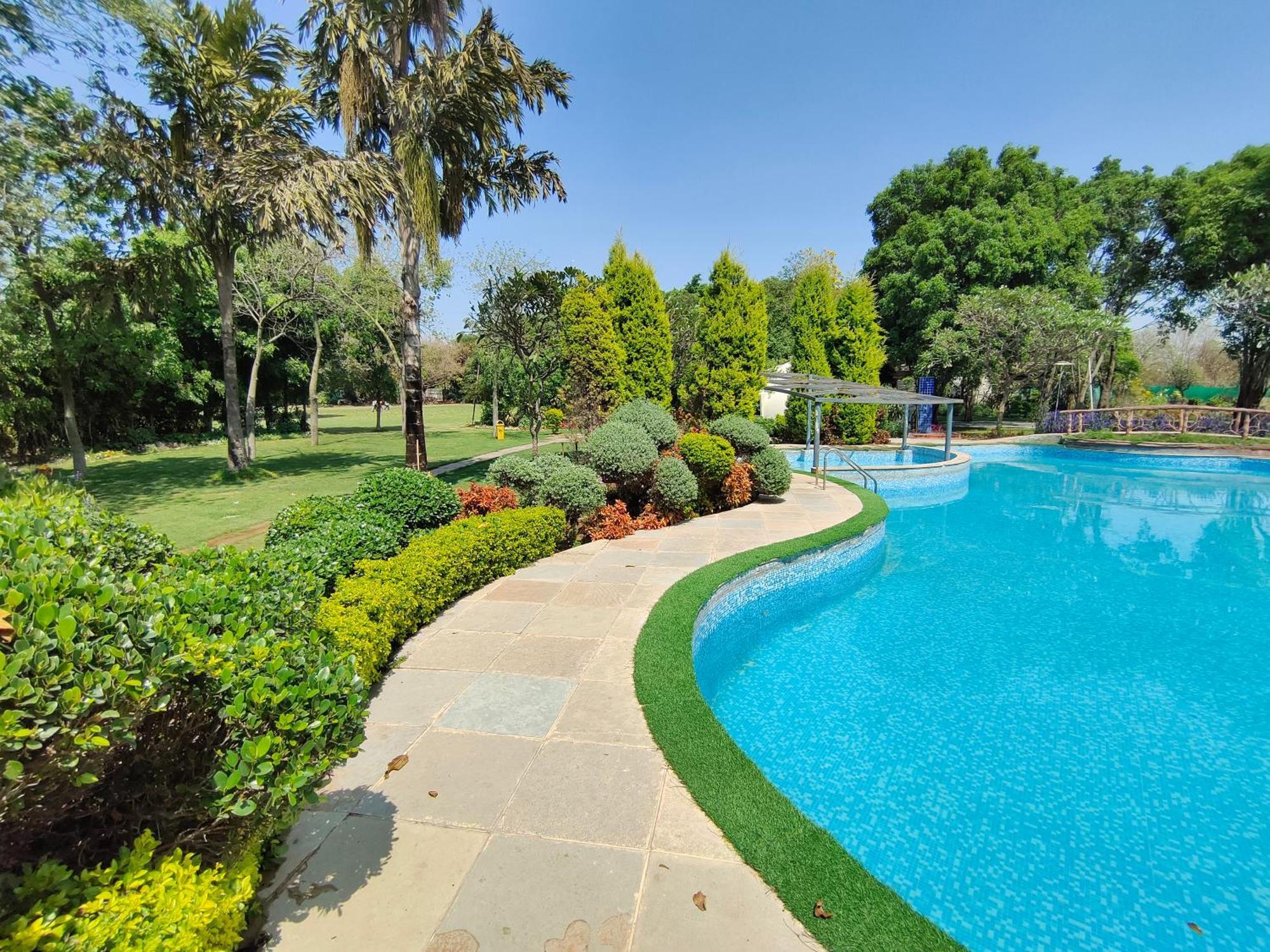 BOTANIX NATURE RESORT, GURGAON